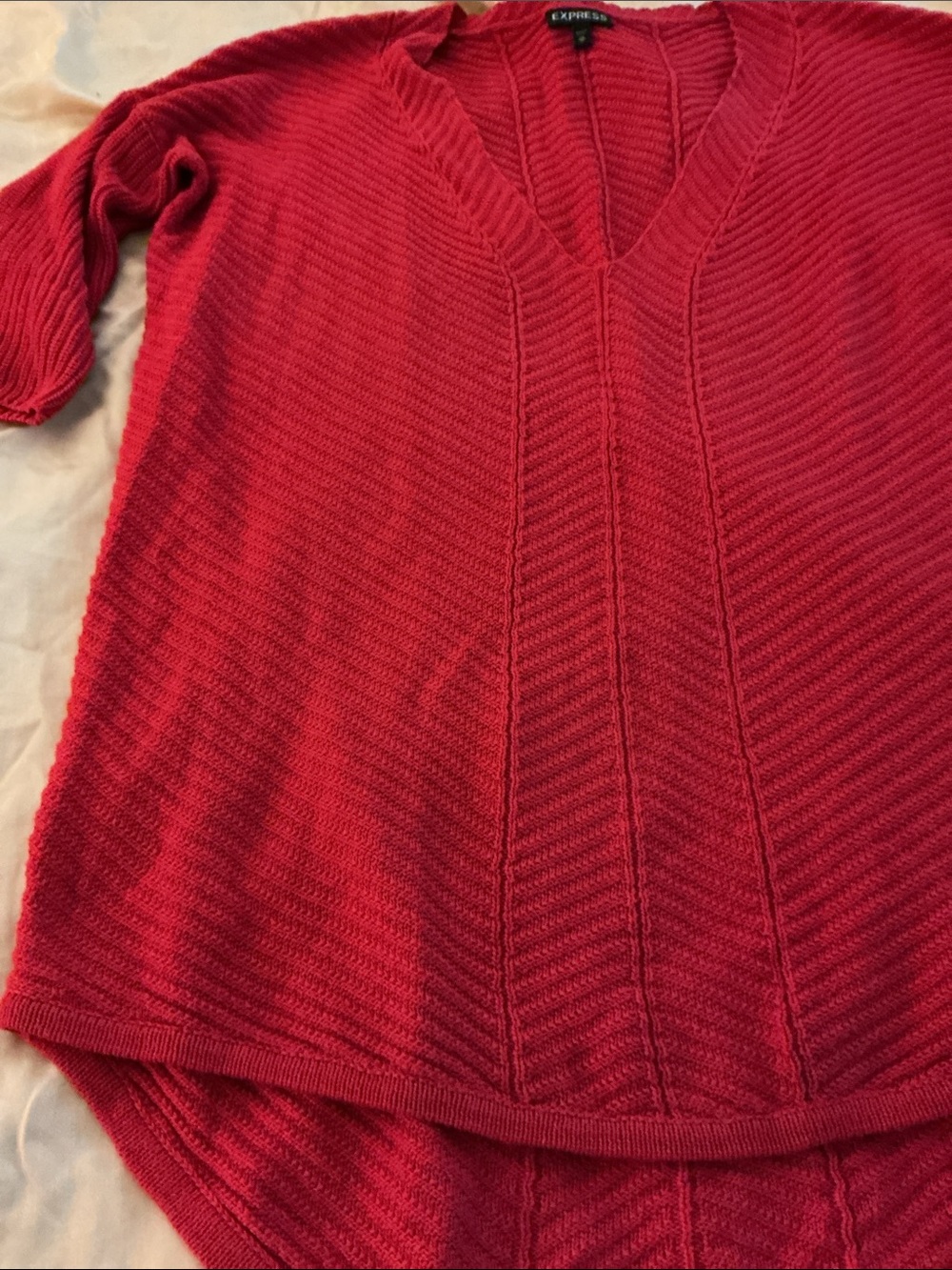 Express Red V-Neck Ribbed Knit Pullover - Picture 2 of 4